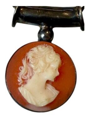 Vintage Sterling Silver Cameo Pendant in Cream and Coral
